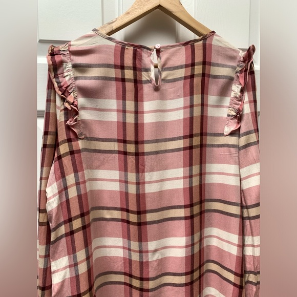 MEG & MARGOT - Picture 5 of 10